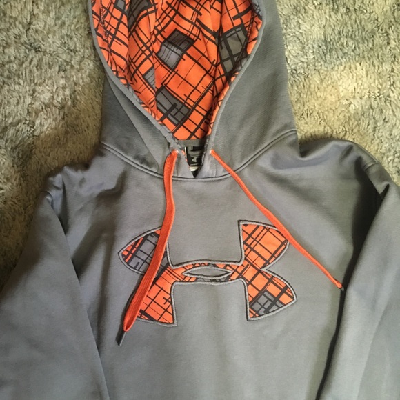 Men's Under Armour Sweatshirt - Picture 1 of 2